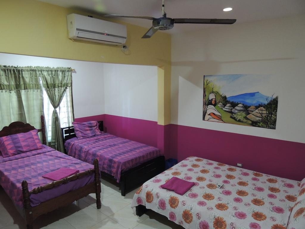 Hotel Turispanish Santa Marta Kültér fotó